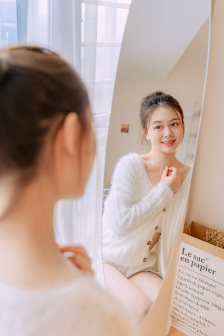 龙泽萝拉第一部